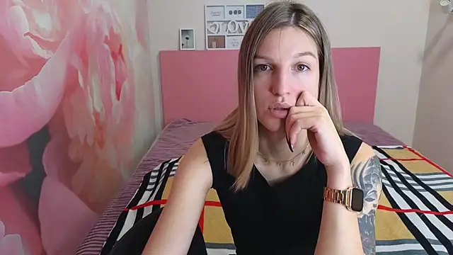 EmilyWalkeri online show from 12.02.25