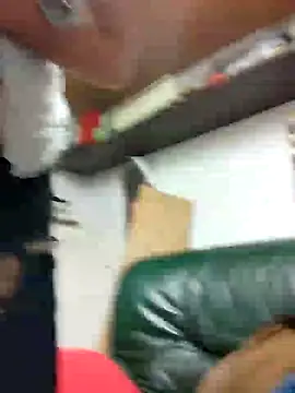 Snapshot of Rejtelmesest chatting on 12.21.24 Rejtelmesest online show from 12.21.24