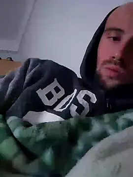 Snapshot of Rejtelmesest chatting on 01.02.25 Rejtelmesest online show from 01.02.25