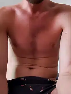 Snapshot of Rejtelmesest chatting on 01.06.25 Rejtelmesest online show from 01.06.25