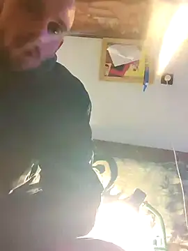 Snapshot of Rejtelmesest chatting on 01.15.25 Rejtelmesest online show from 01.15.25