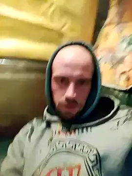 Snapshot of Rejtelmesest chatting on 01.18.25 Rejtelmesest online show from 01.18.25