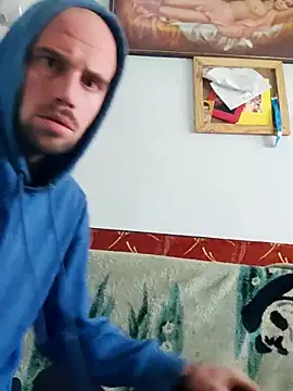 Snapshot of Rejtelmesest chatting on 01.24.25 Rejtelmesest online show from 01.24.25