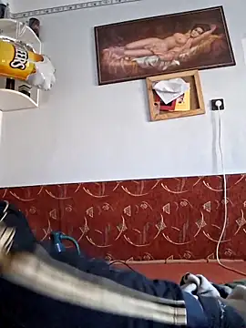 Snapshot of Rejtelmesest chatting on 02.10.25 Rejtelmesest online show from 02.10.25