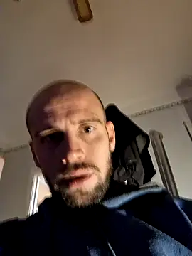 Snapshot of Rejtelmesest chatting on 02.10.25 Rejtelmesest online show from 02.10.25