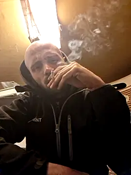 Snapshot of Rejtelmesest chatting on 02.10.25 Rejtelmesest online show from 02.10.25