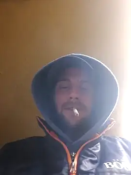 Snapshot of Rejtelmesest chatting on 03.17.25 Rejtelmesest online show from 03.17.25