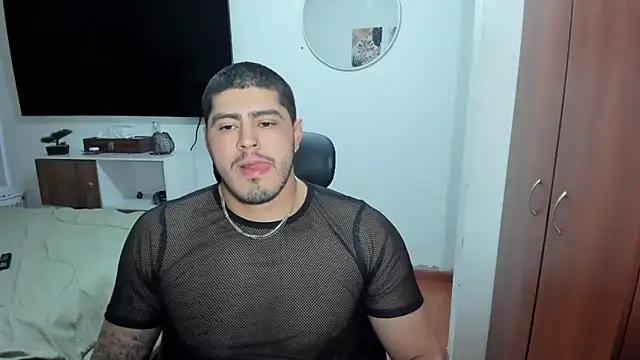 Snapshot of Baltazar_Dupont chatting on 10.08.25 Baltazar Dupont online show from 10.08.25