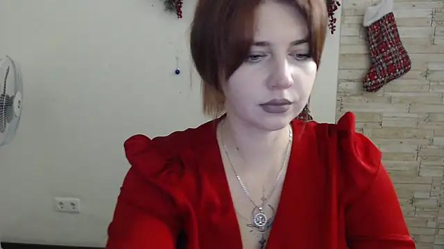 Lizzy Love online show from 12.11.24