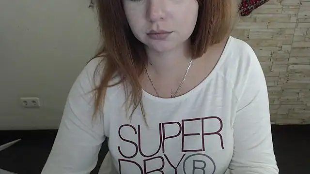 Lizzy Love online show from 01.10.25