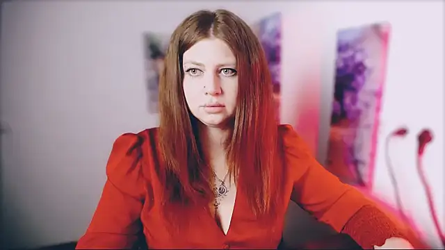 Lizzy Love online show from 04.17.26