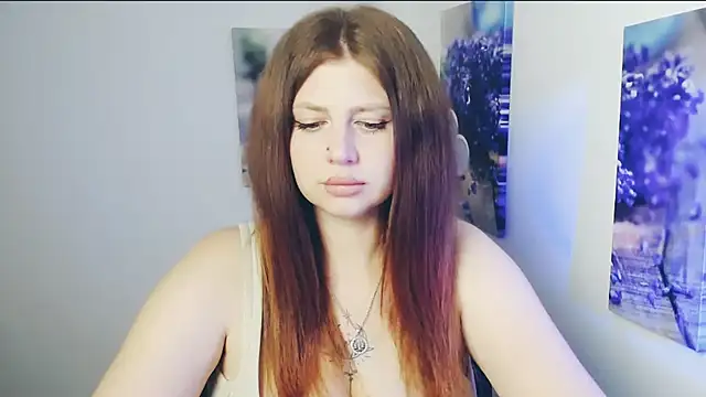 Lizzy Love online show from 04.22.26