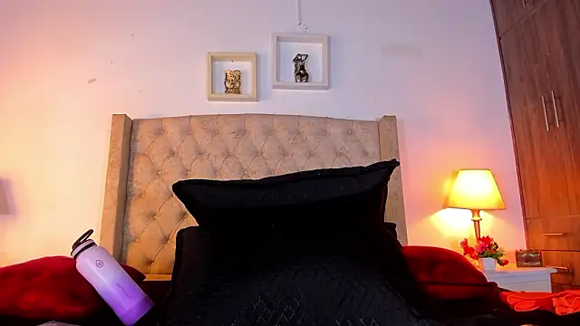 allisson m online show from 03.09.26