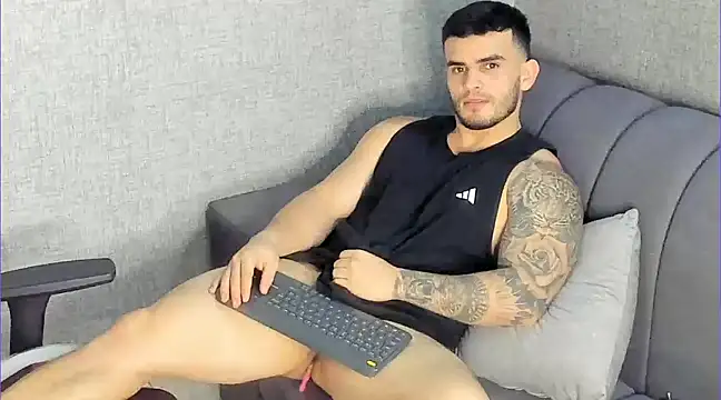 Ricardogo19 online show from 02.18.25