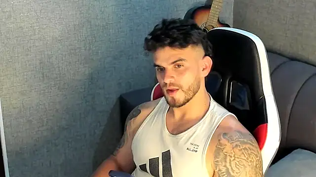 Ricardogo19 online show from 10.13.25