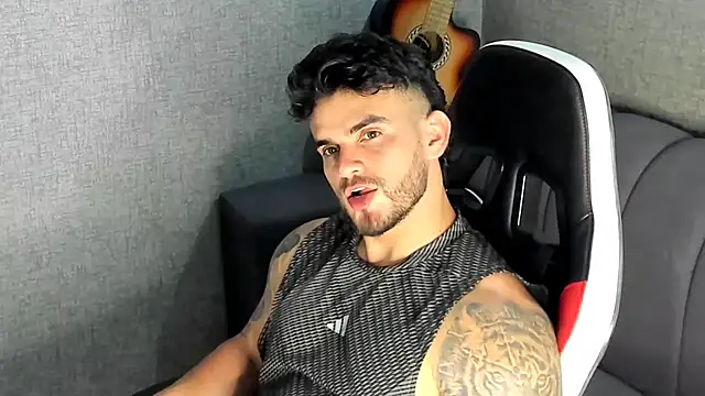 Ricardogo19 online show from 10.17.25