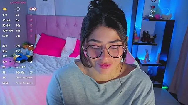 LoaLuxury online show from 11.09.25