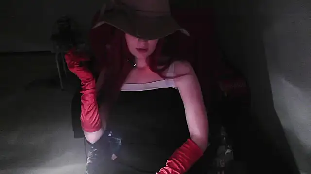 Snapshot of MoonLady chatting on 01.30.25 MoonLady online show from 01.30.25