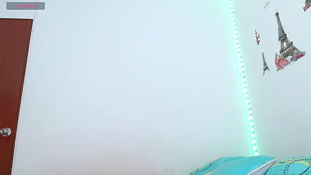 Emelyross  online show from 02.18.26