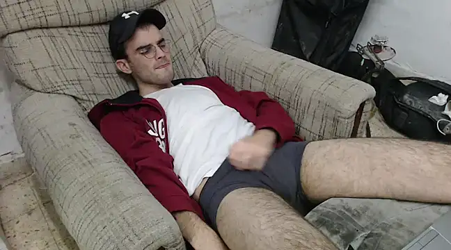 Snapshot of erikamavrik chatting on 12.30.24 erikamavrik online show from 12.30.24