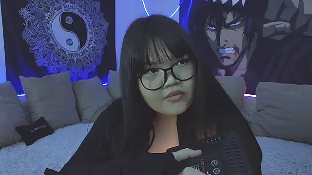 LeyaKan online show from 01.27.25