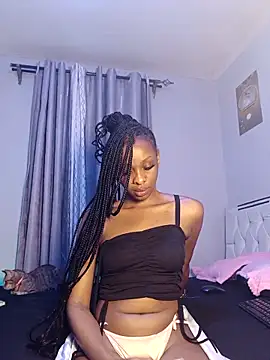 Snapshot of C-yoyo chatting on 09.30.25 C-yoyo online show from 09.30.25