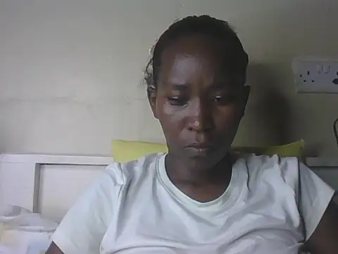 Snapshot of darksweetboo chatting on 11.03.25 darksweetboo online show from 11.03.25