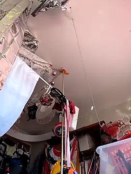 gurlnips online show from 03.05.25