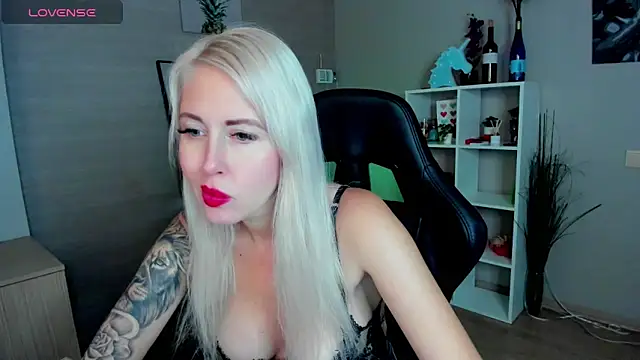 Mermaid N online show from 09.30.25