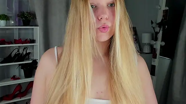 Rebecca Kelly online show from 10.21.25