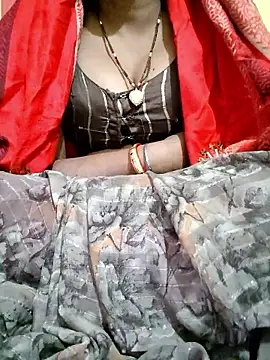 Snapshot of Cute_Suhani chatting on 11.13.25 Cute Suhani online show from 11.13.25