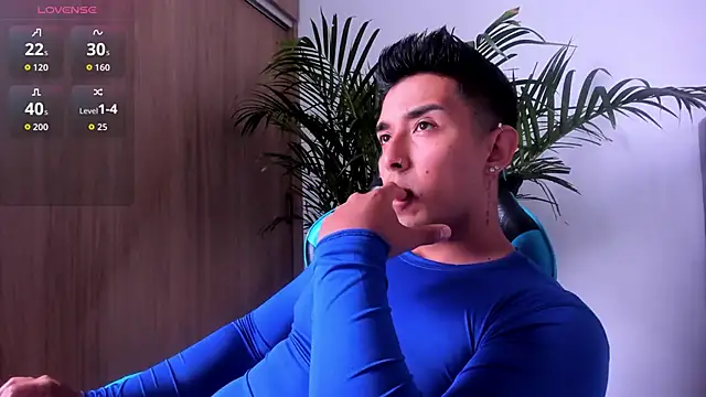 Snapshot of Alan_greek_1 chatting on 10.13.25 Alan greek 1 online show from 10.13.25