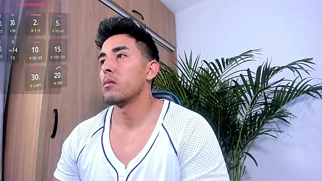 Snapshot of Alan_greek_1 chatting on 10.19.25 Alan greek 1 online show from 10.19.25