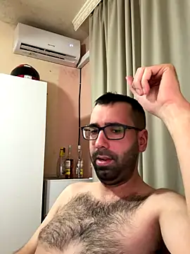 Snapshot of Moralesfiun chatting on 11.15.25 Moralesfiun online show from 11.15.25