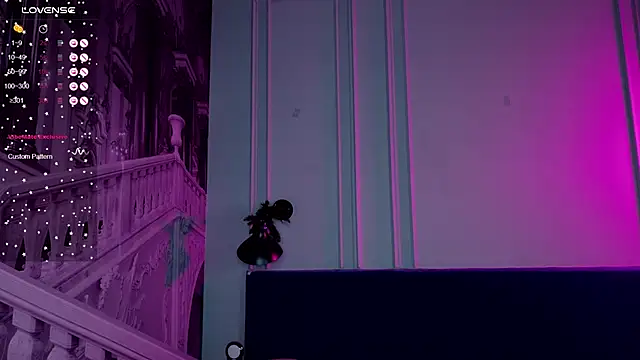 Liv Fay online show from 12.25.24