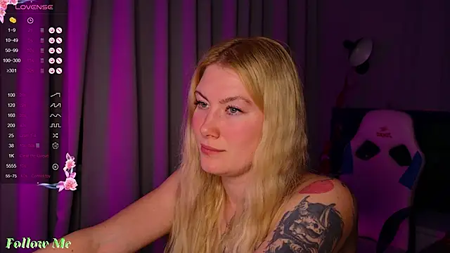 Liv Fay online show from 02.06.25