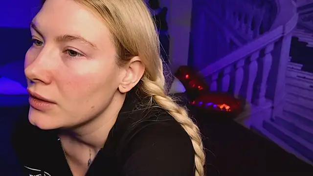 Liv Fay online show from 02.22.25