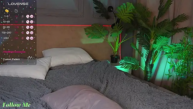 Liv Fay online show from 03.14.25