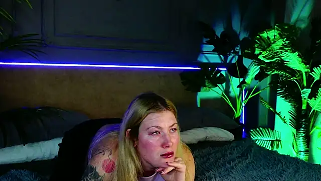 Liv Fay online show from 03.19.25