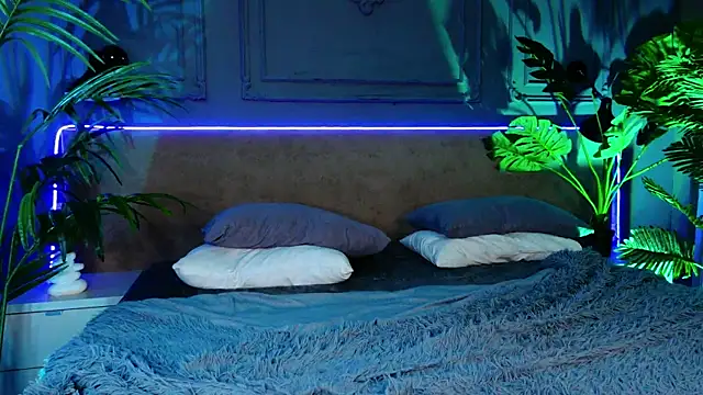 Liv Fay online show from 03.21.25