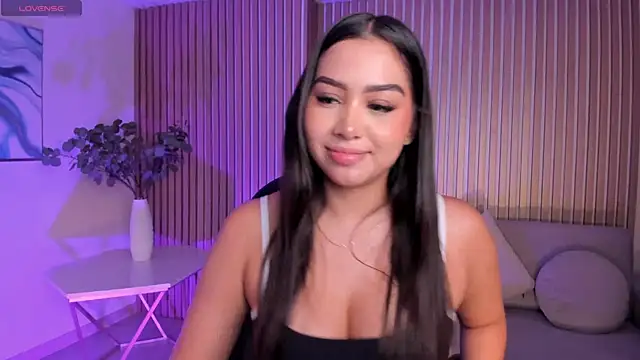 Snapshot of CelestePalmer_ chatting on 09.12.25 CelestePalmer online show from 09.12.25