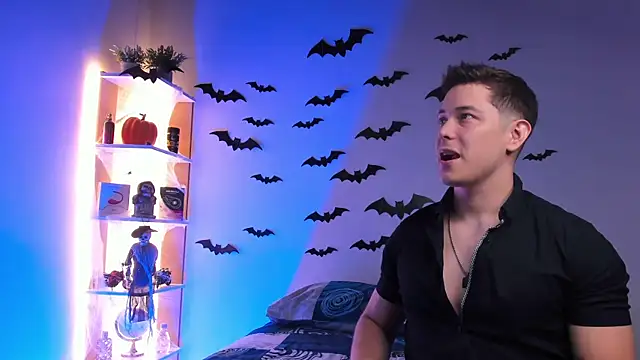 Snapshot of Alan_hadid1 chatting on 10.18.25 Alan hadid1 online show from 10.18.25