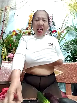 Queen 18200 online show from 01.19.25