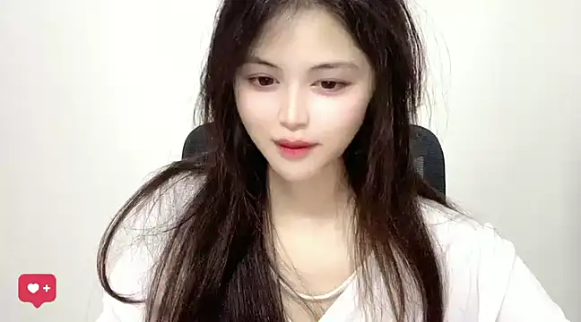 Snapshot of ---MIA--- chatting on 01.25.25 ---MIA--- online show from 01.25.25