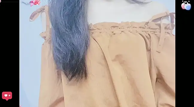 Snapshot of ---MIA--- chatting on 03.03.25 ---MIA--- online show from 03.03.25