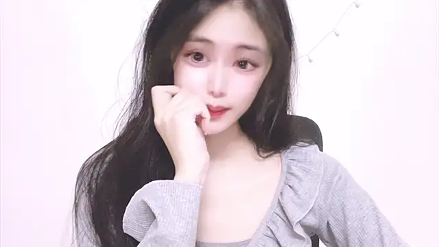 Snapshot of ---MIA--- chatting on 10.01.25 ---MIA--- online show from 10.01.25