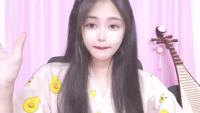 Snapshot of ---MIA--- chatting on 10.21.25 ---MIA--- online show from 10.21.25