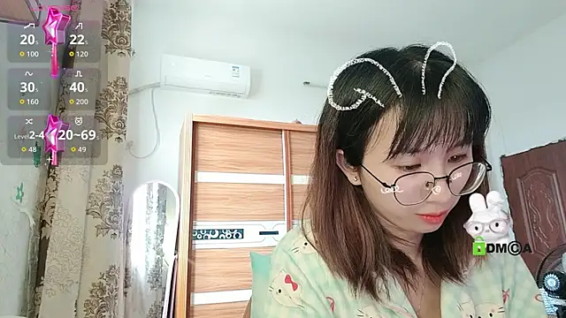 Lili 666 online show from 10.28.25