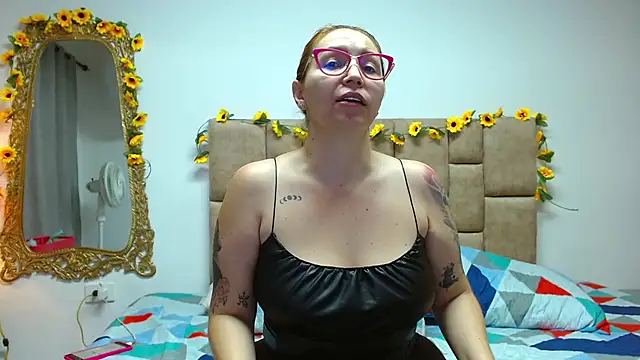 IsisDuzan online show from 12.10.24