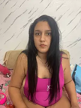 Snapshot of saray_gomez22 chatting on 03.10.25 saray gomez22 online show from 03.10.25